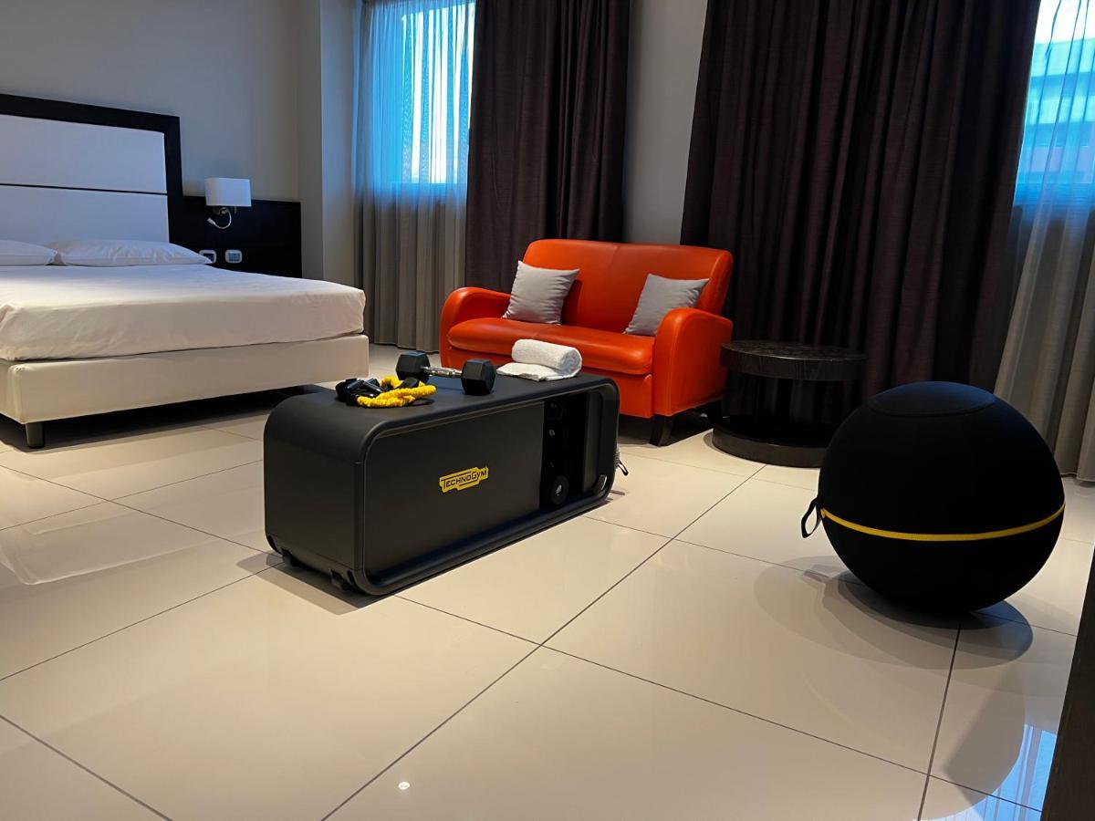 Marconi Hotel Ренде Екстериор снимка