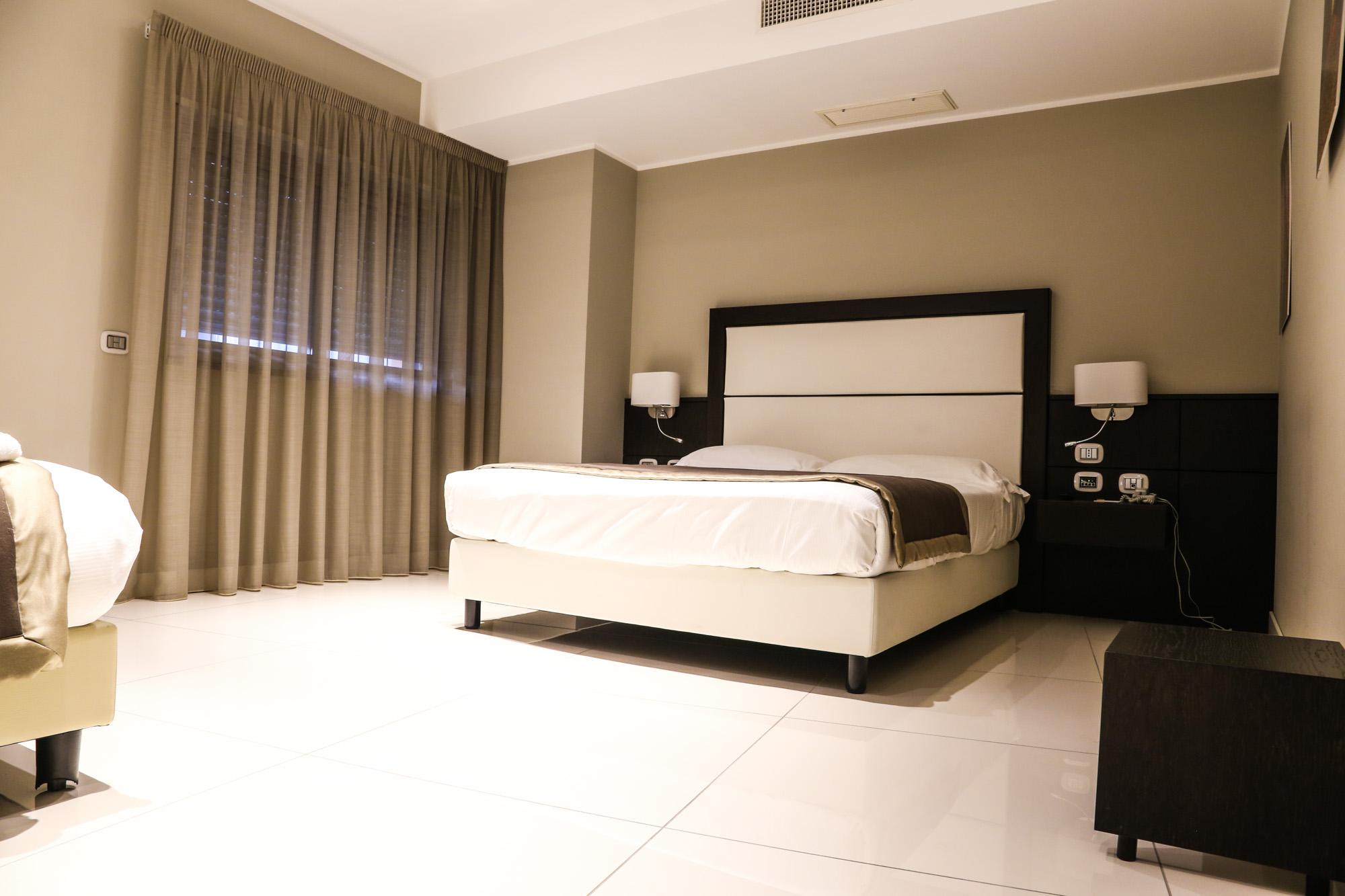 Marconi Hotel Ренде Екстериор снимка