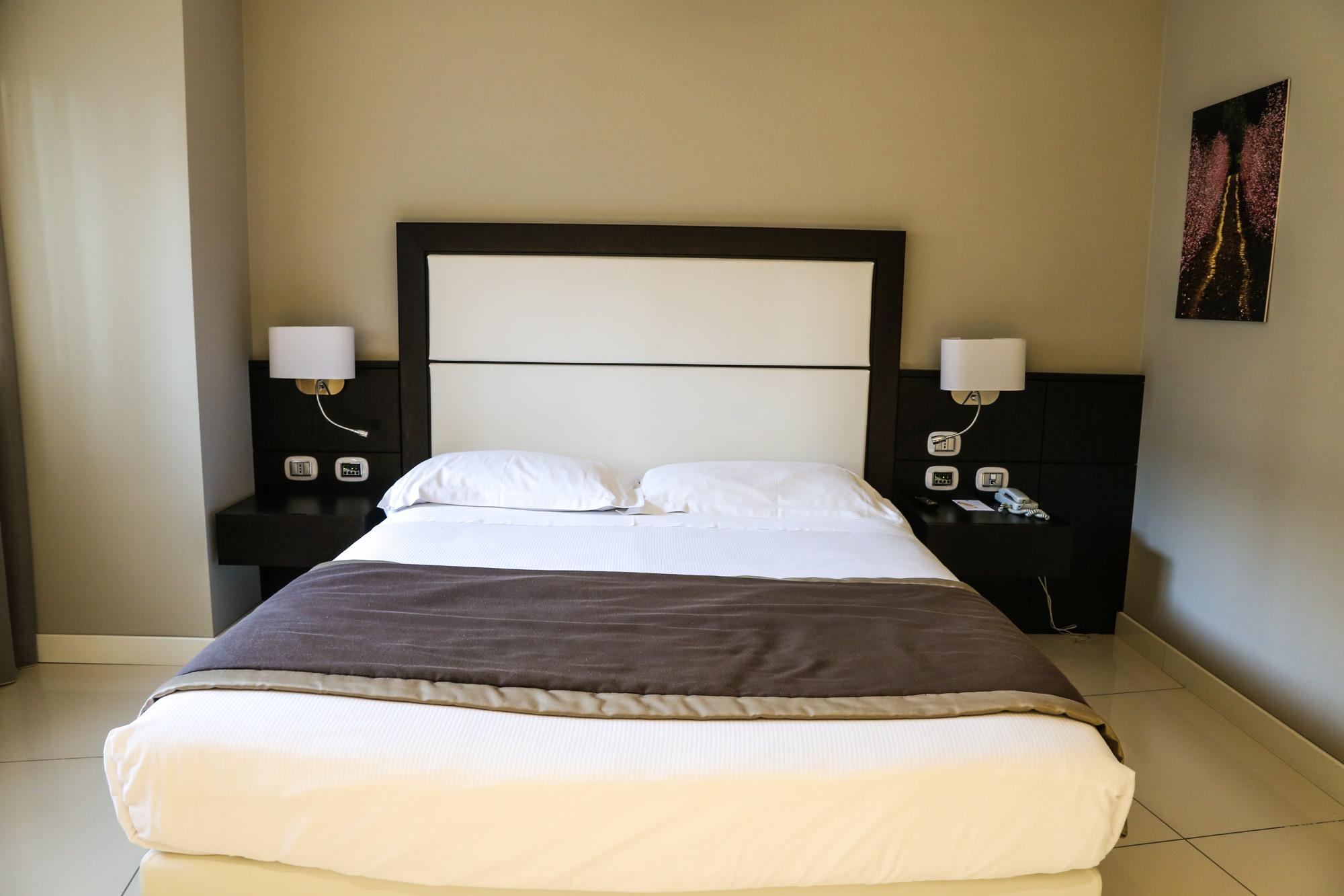 Marconi Hotel Ренде Екстериор снимка