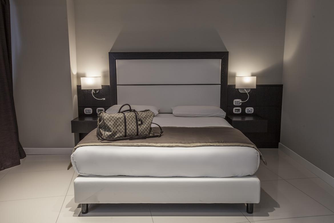 Marconi Hotel Ренде Екстериор снимка