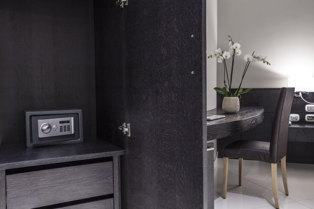 Marconi Hotel Ренде Екстериор снимка